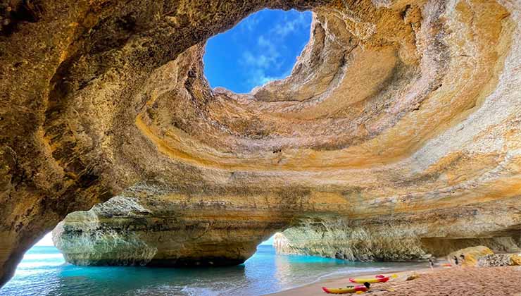 Gruta de Benagil, Lagoa