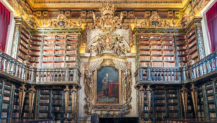 Morcegos na Biblioteca Joanina na Universidade de Coimbra